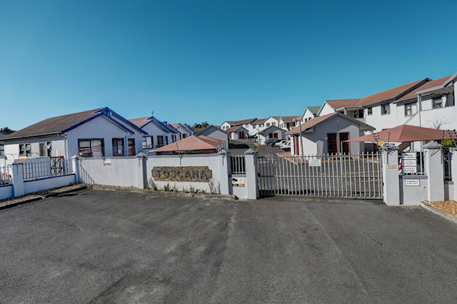 3 Bedroom Property for Sale in Protea Heights Western Cape